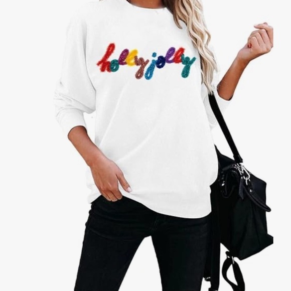 ❤️ BNWT Ladies Christmas “Holly Jolly” Multi Coloured Cursive Writing Sweatshirt - Picture 2 of 5
